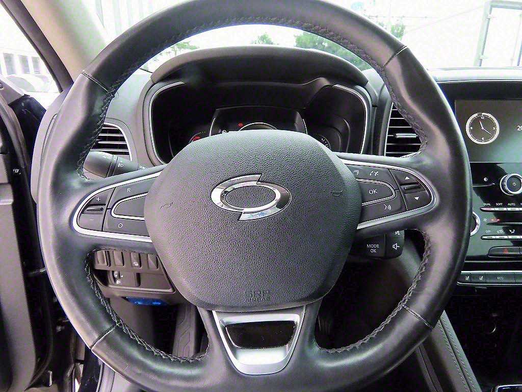 SAMSUNG QM6 - Vista 8