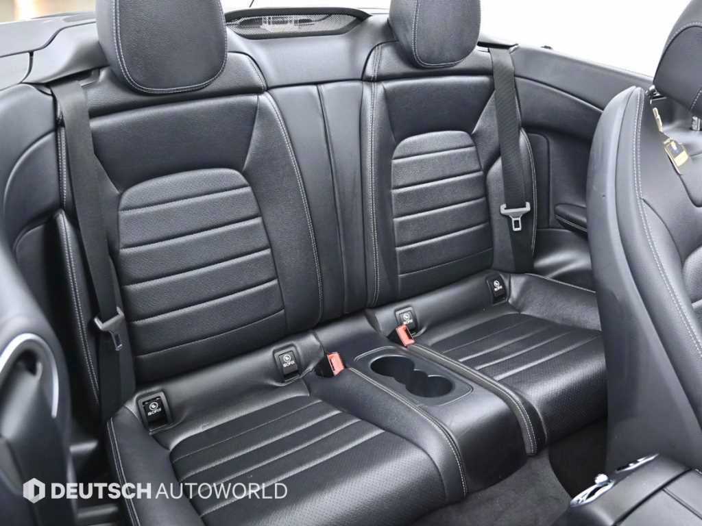 Mercedes Benz C Class - Vista 12