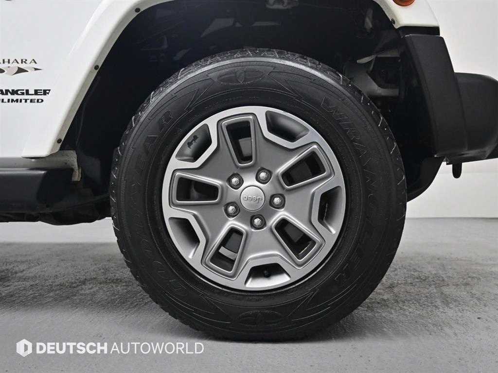 Jeep Wrangler - Vista 5