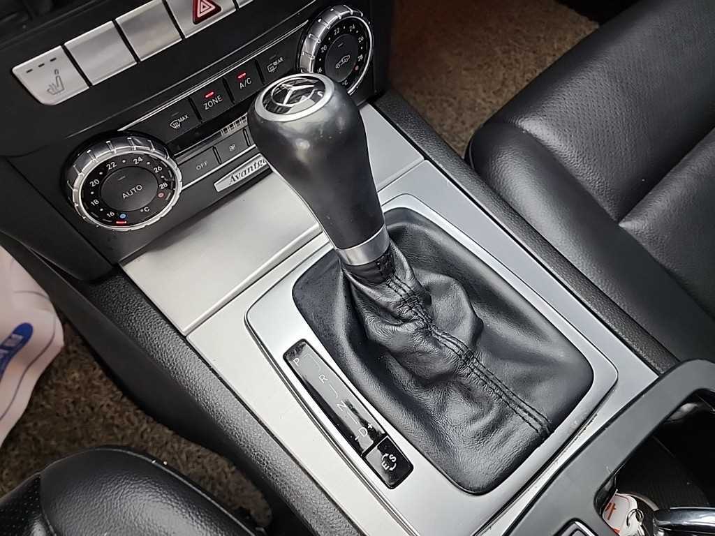 Mercedes Benz C Class - Vista 8