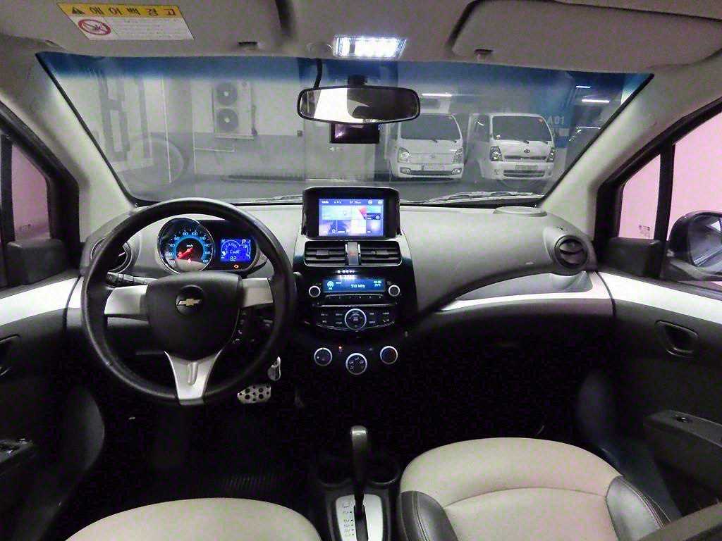 Chevrolet Spark - Vista 8