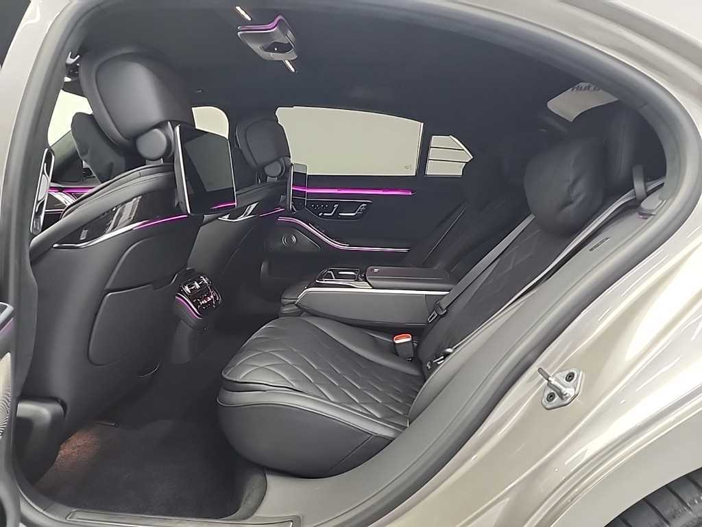 Mercedes Benz S Class - Vista 12