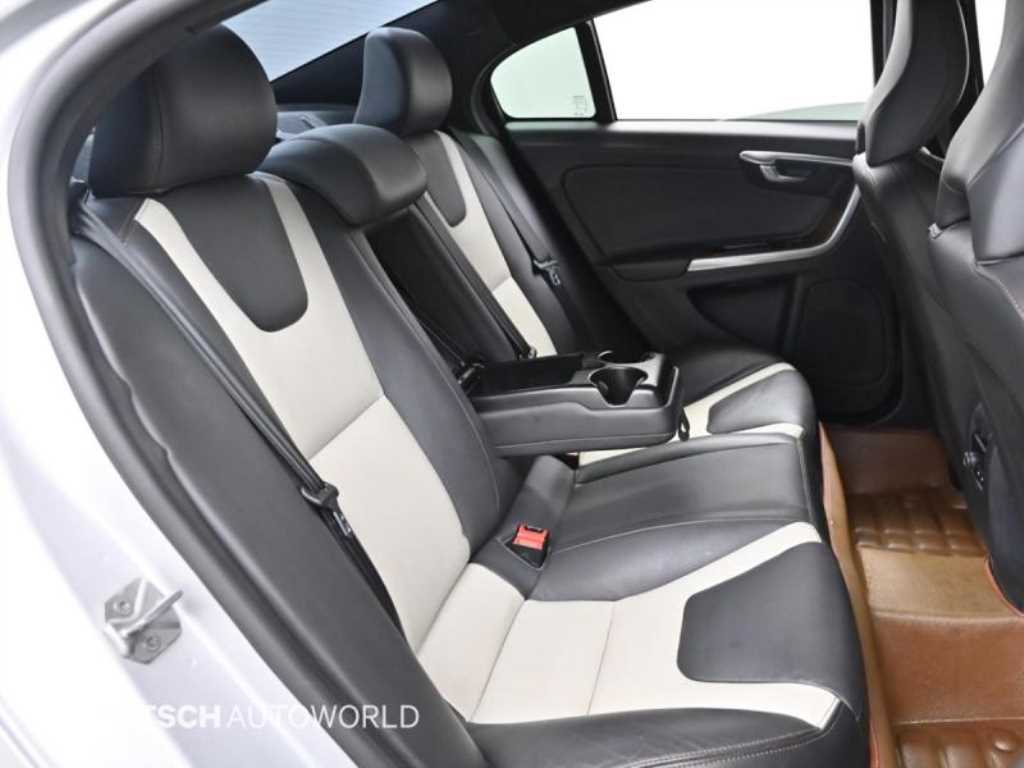 Volvo S60 - Vista 12