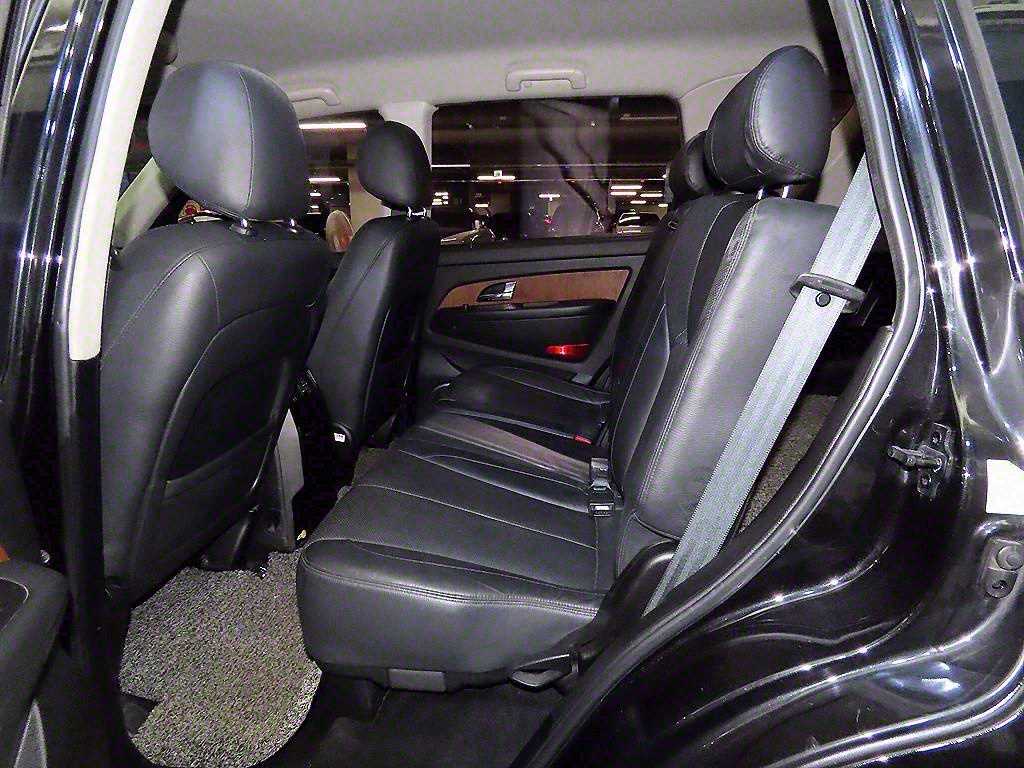 Ssangyong Rexton - Vista 7