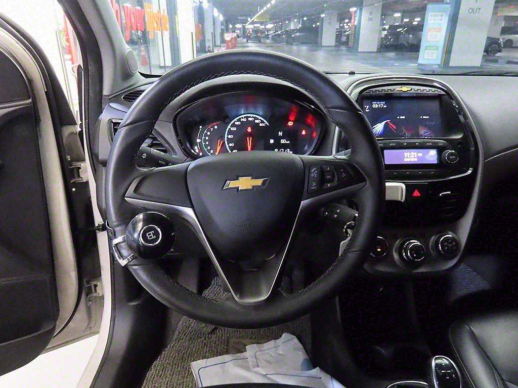 Chevrolet Spark - Vista 8