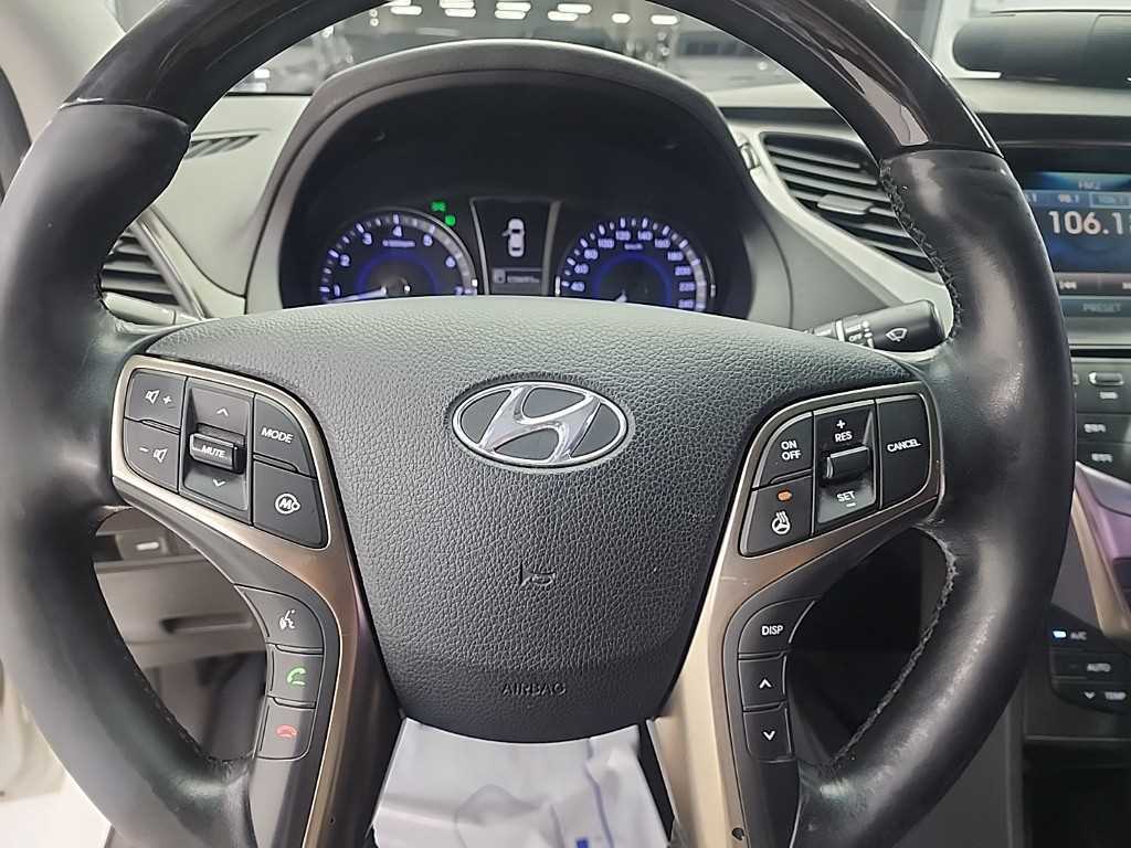 HYUNDAI Grandeur - Vista 9