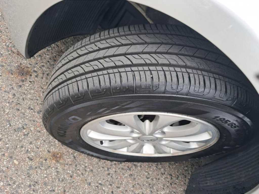 KIA K3 2014 Plateado - Importación desde Corea - HF Imports Iquique - Foto 17