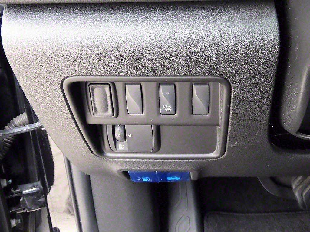 SAMSUNG QM6 - Vista 12