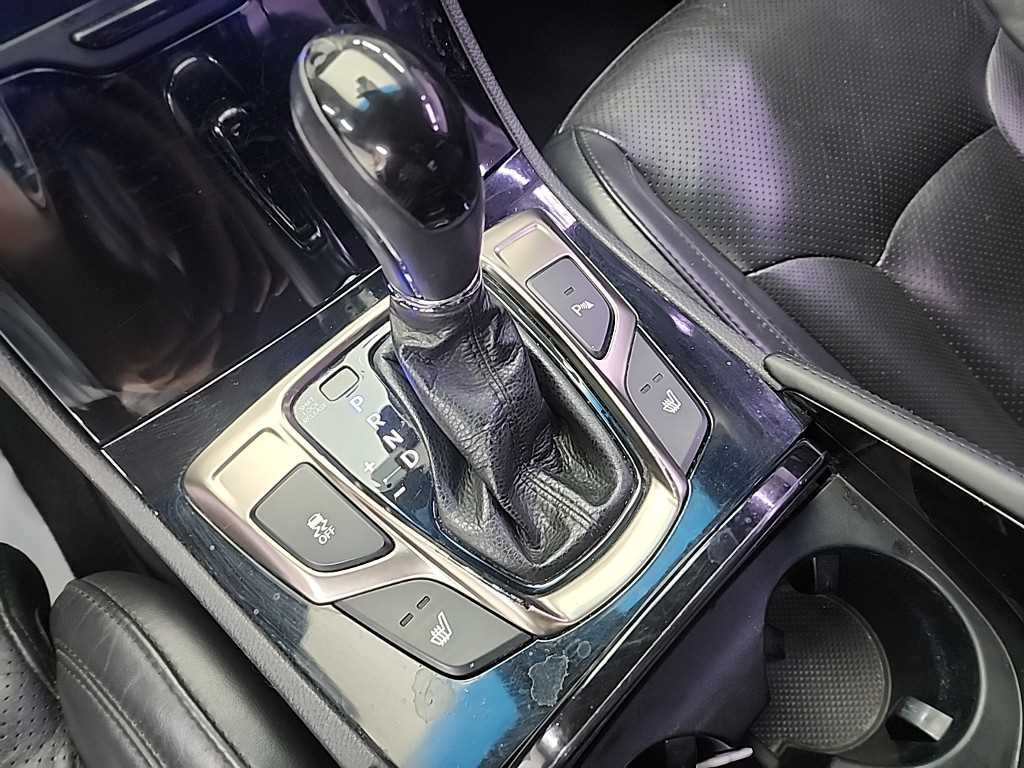 HYUNDAI Grandeur - Vista 8