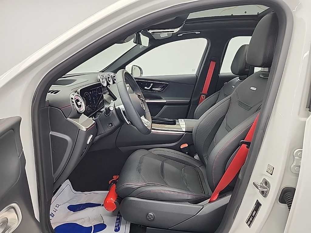 Mercedes Benz GLC Class - Vista 11