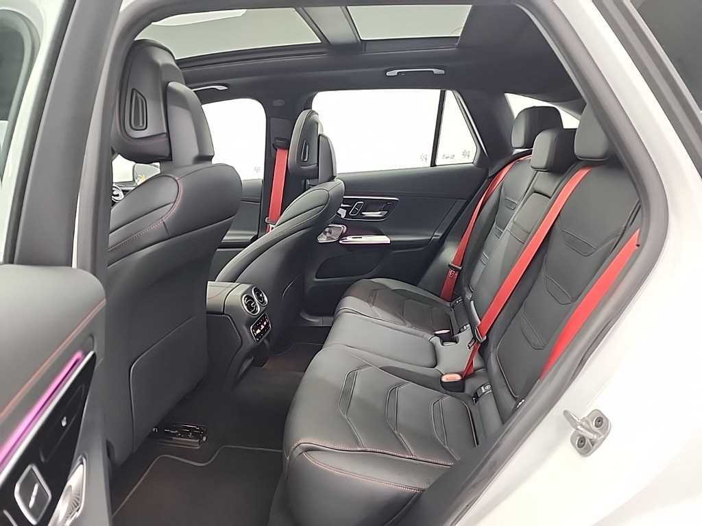 Mercedes Benz GLC Class - Vista 12