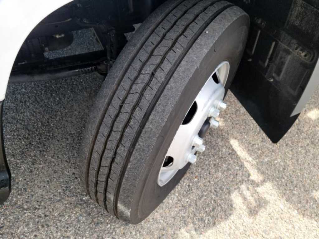 medium and large cargo goso 2023 Blanco - Importación desde Corea - HF Imports Iquique - Foto 19