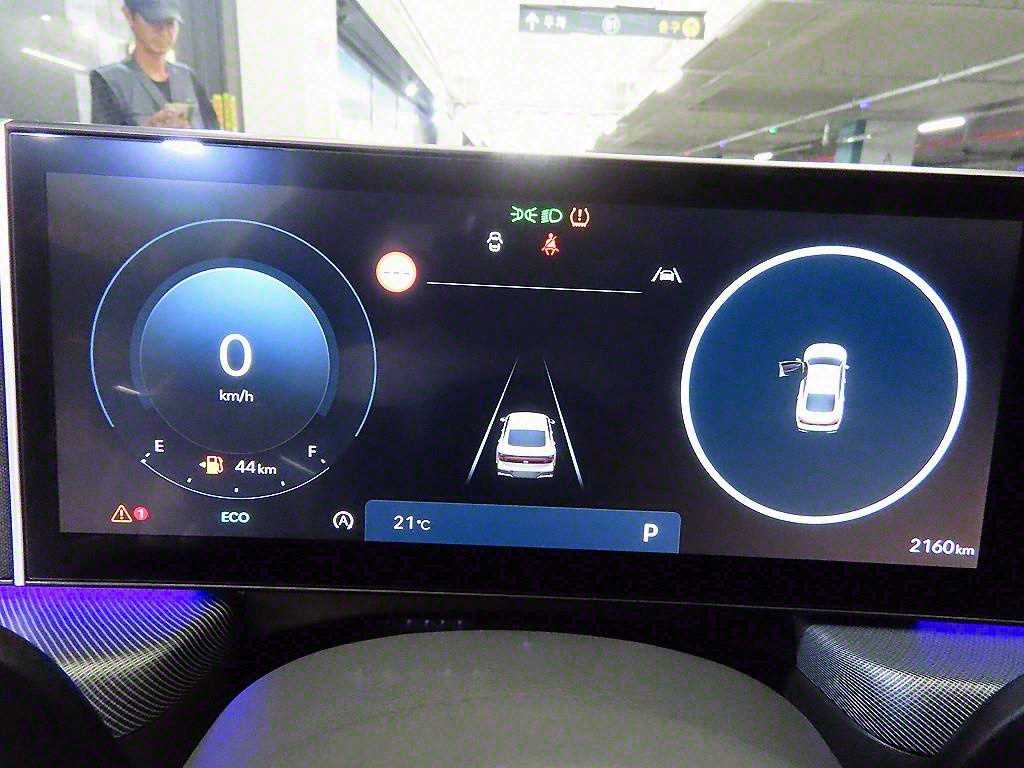 HYUNDAI Sonata - Vista 9