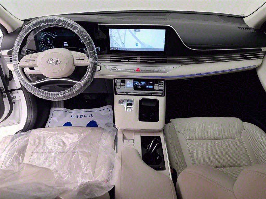 HYUNDAI Grandeur - Vista 6