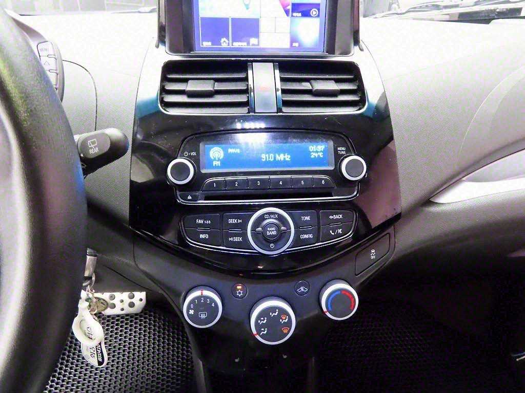 Chevrolet Spark - Vista 10