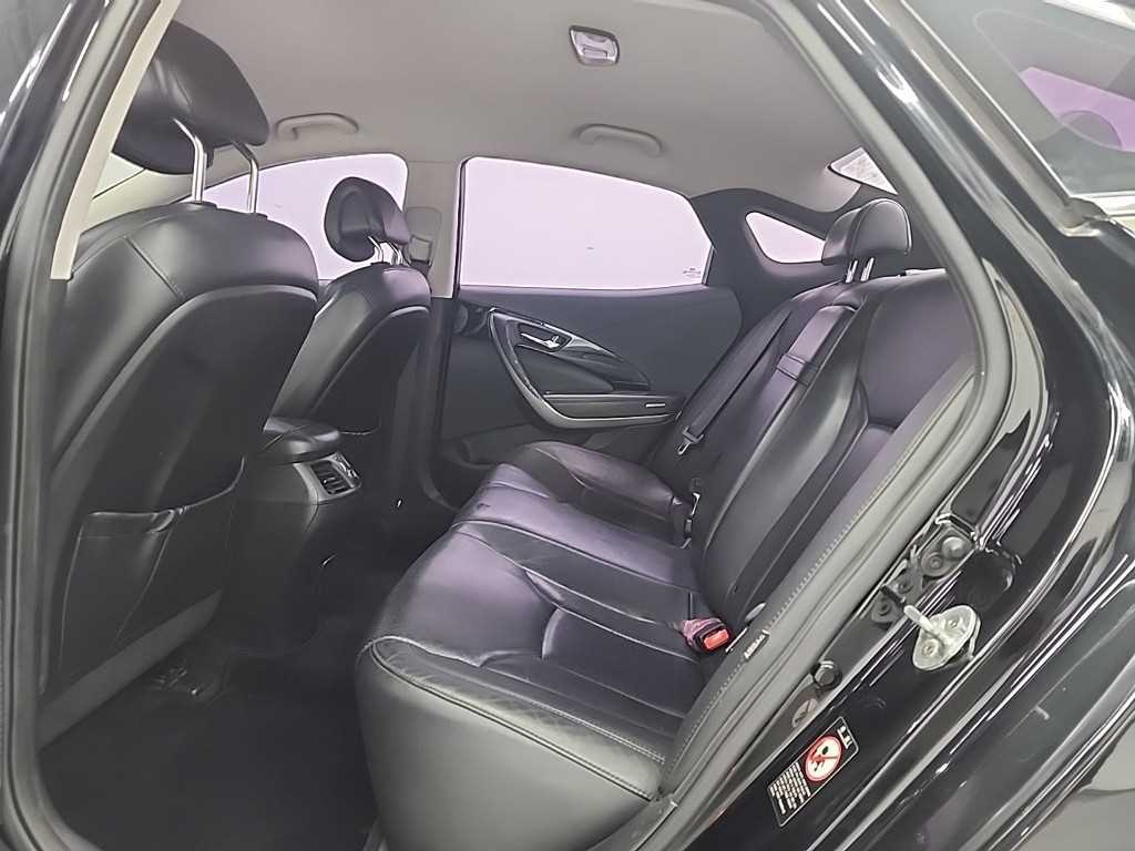 HYUNDAI Grandeur - Vista 12