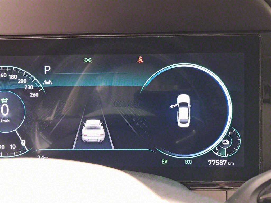 HYUNDAI Grandeur - Vista 8