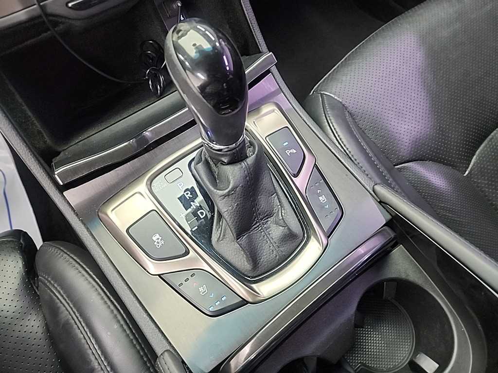 HYUNDAI Grandeur - Vista 8