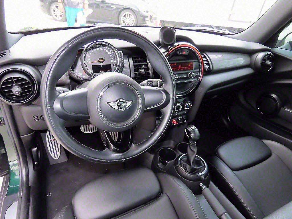 Mini Cooper - Vista 10