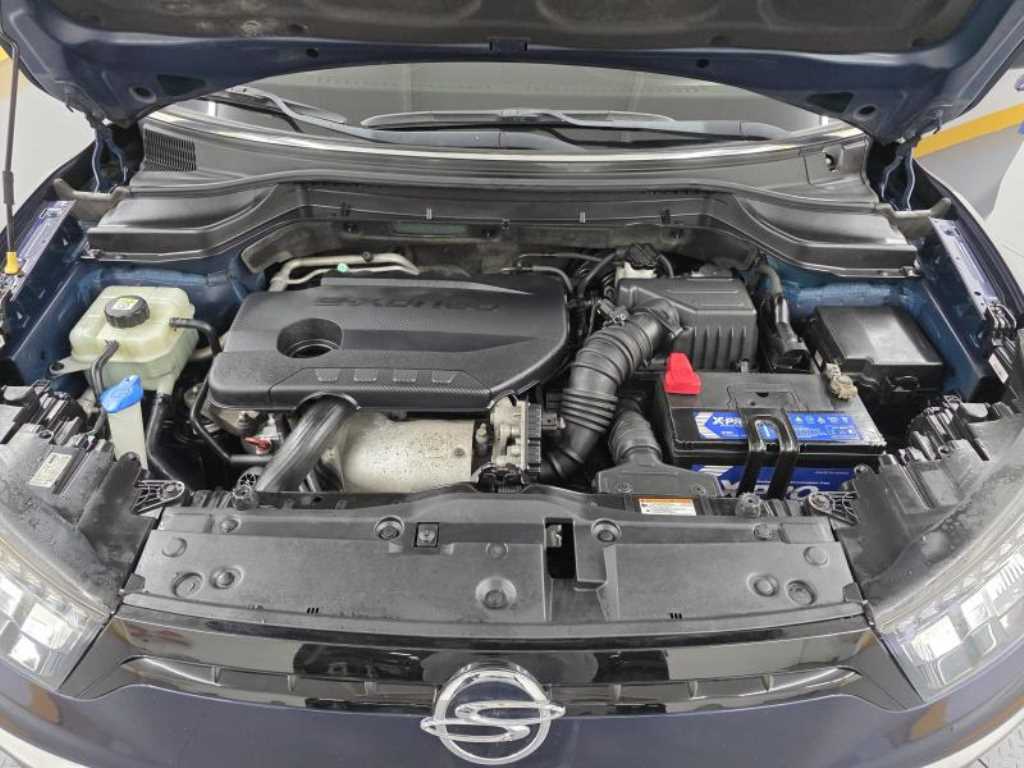 Ssangyong Tivoli 2016 Azul - Importación desde Corea - HF Imports Iquique - Foto 17