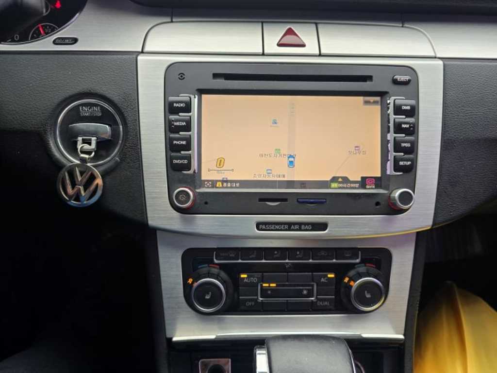 Volkswagen CC - Vista 11