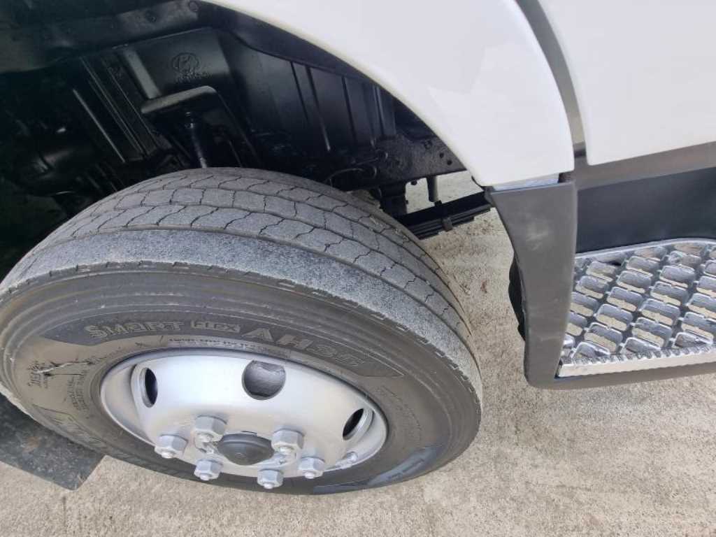 medium and large cargo Cargo - Vista 8