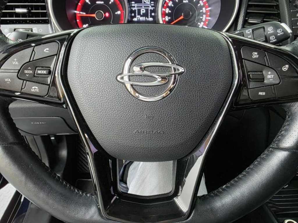 Ssangyong Tivoli - Vista 10