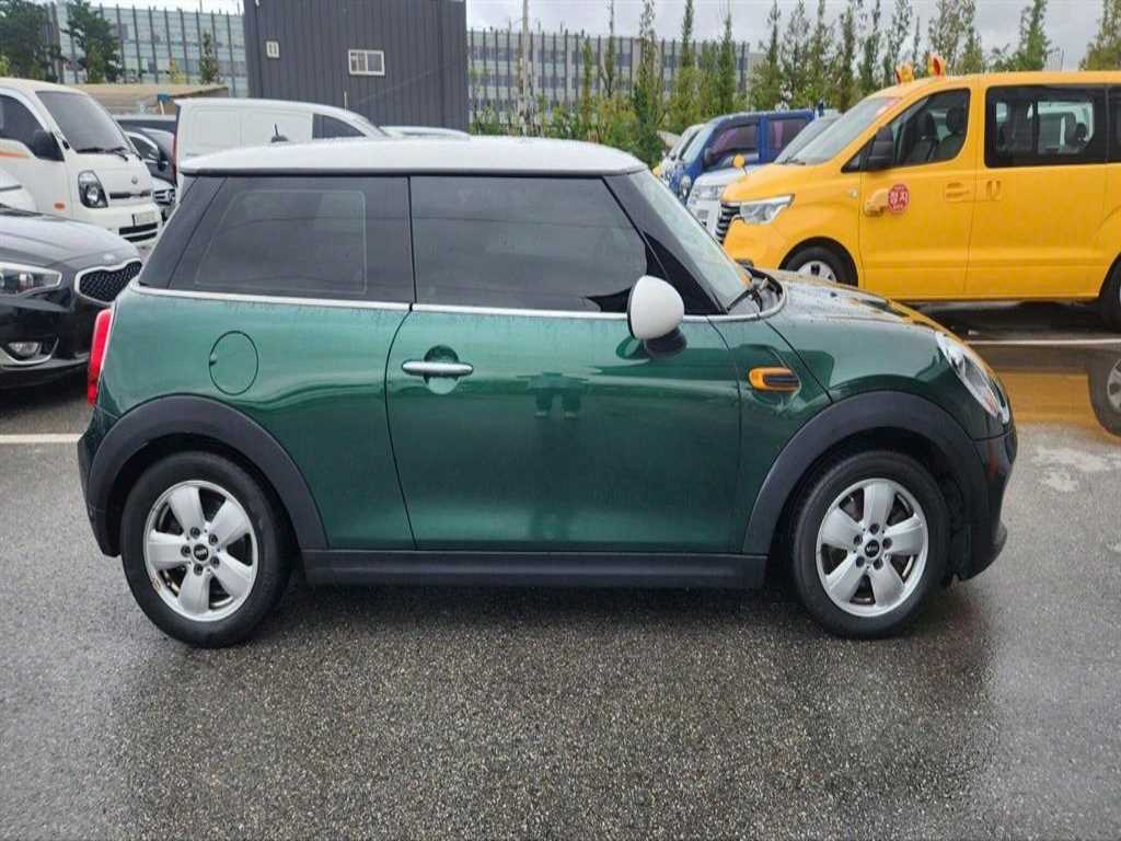 Mini Cooper - Vista 4