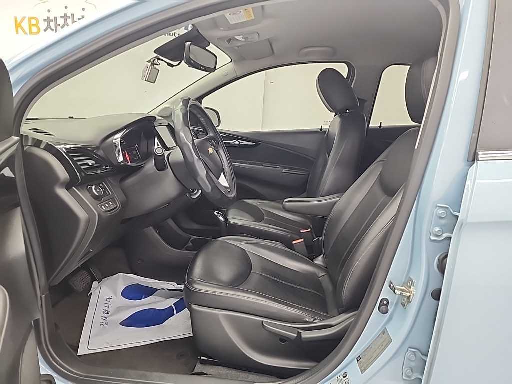 Chevrolet Spark - Vista 11