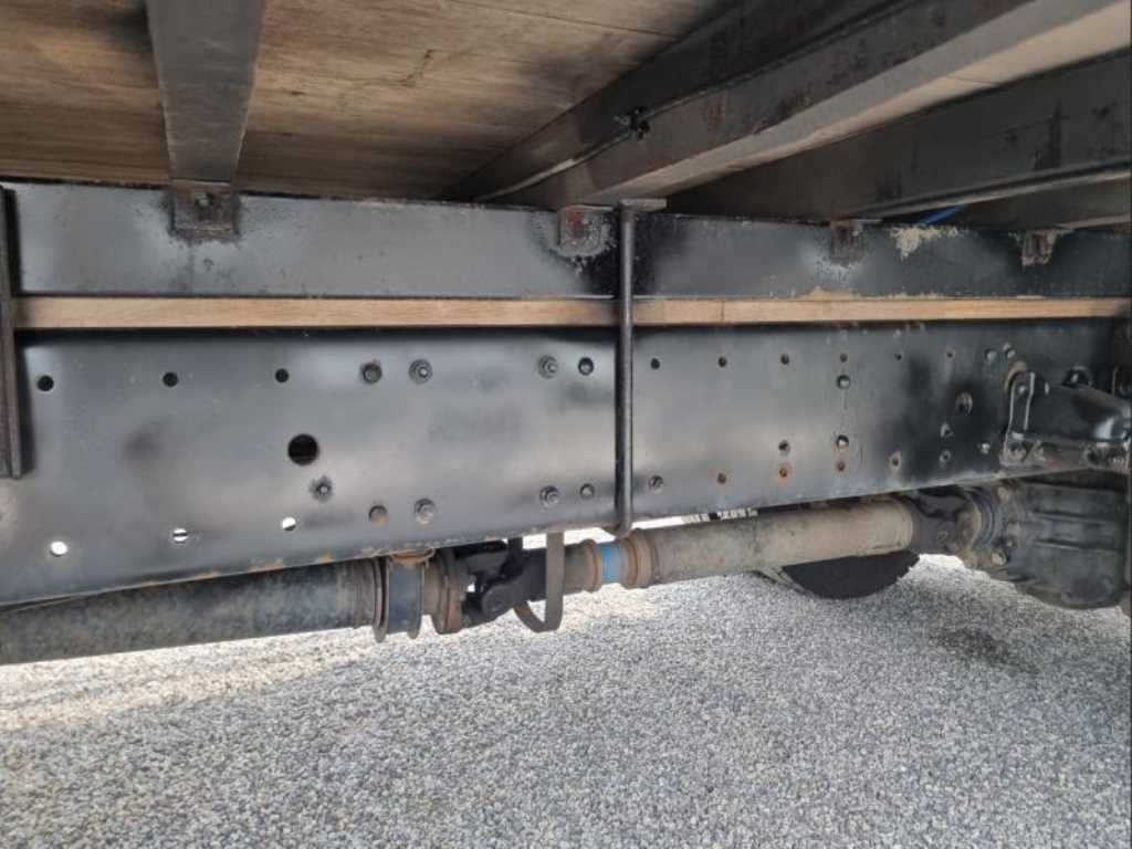 medium and large cargo Cargo - Vista 12