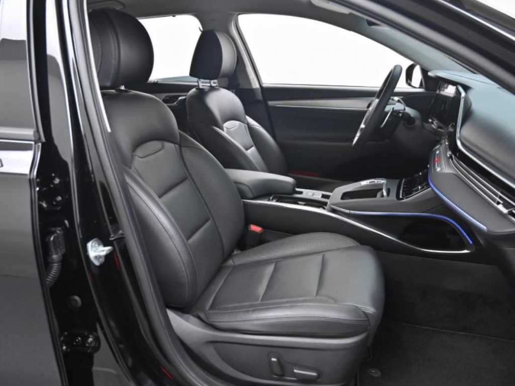 KIA Stinger - Vista 10