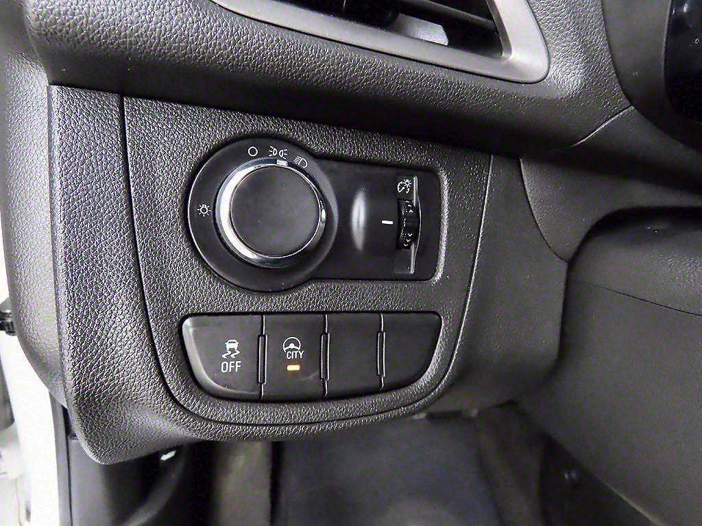 Chevrolet Spark - Vista 12