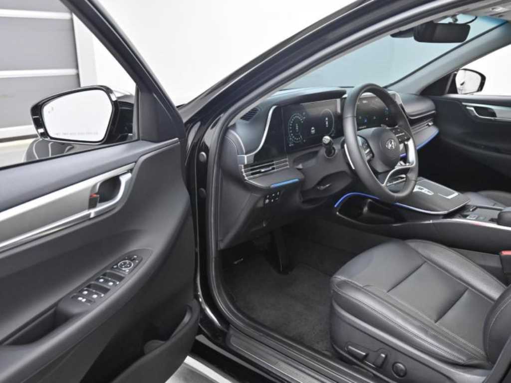 KIA Stinger - Vista 11