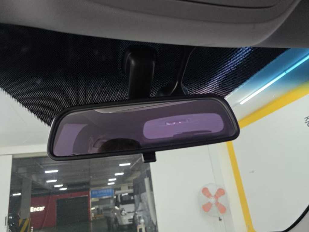 Ssangyong Tivoli - Vista 11