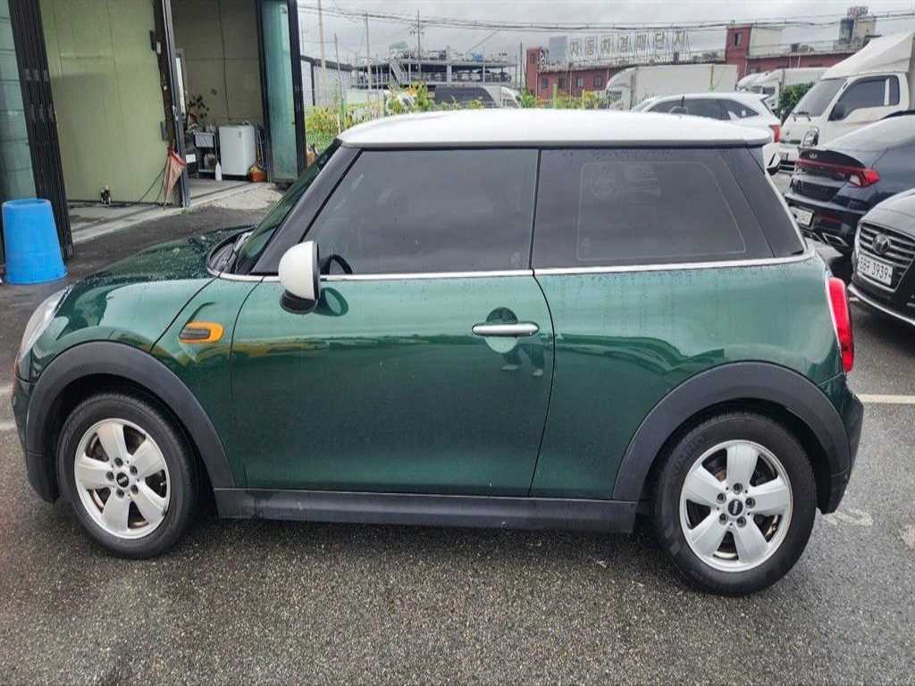 Mini Cooper - Vista 5