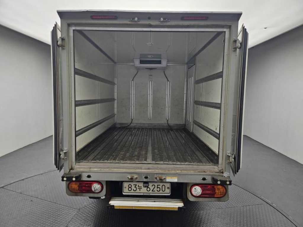 Small Truck Top_Refrigerator Top - Vista 6