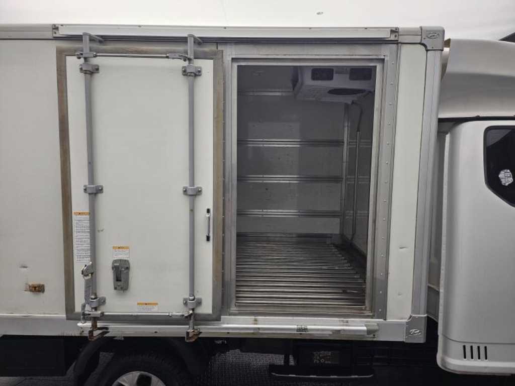 Small Truck Top_Refrigerator Top - Vista 7