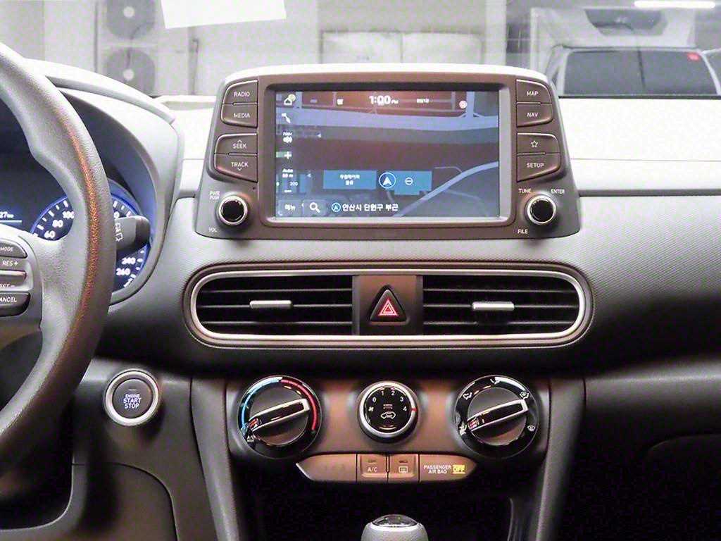 HYUNDAI Kona - Vista 9