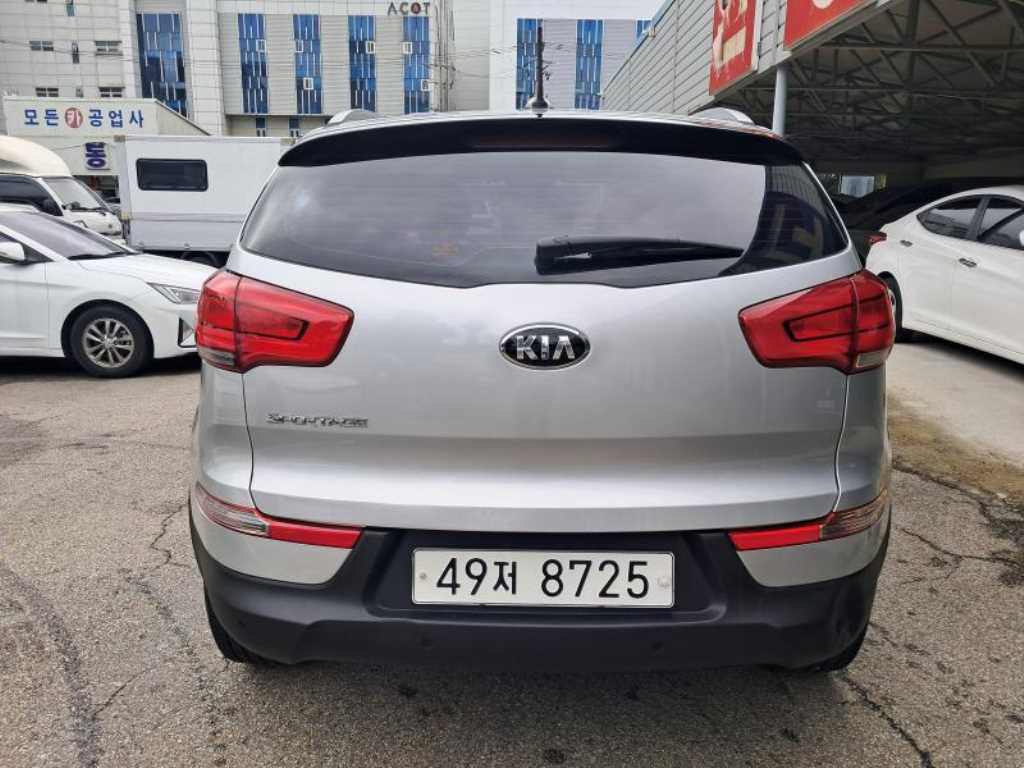 KIA Sportage - Vista 5