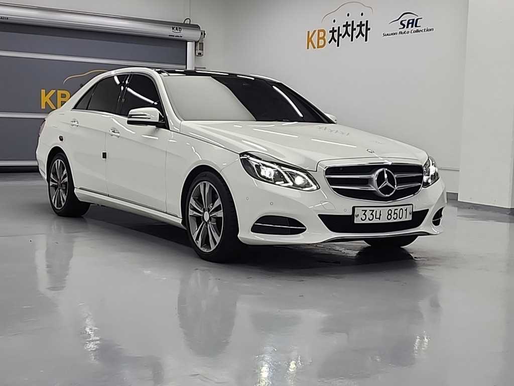 Mercedes Benz E class - Vista 4