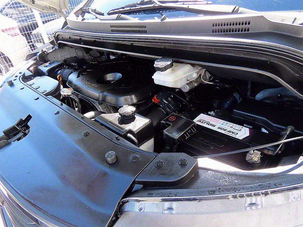 HYUNDAI Starex 2019 Gris - Importación desde Corea - HF Imports Iquique - Foto 16