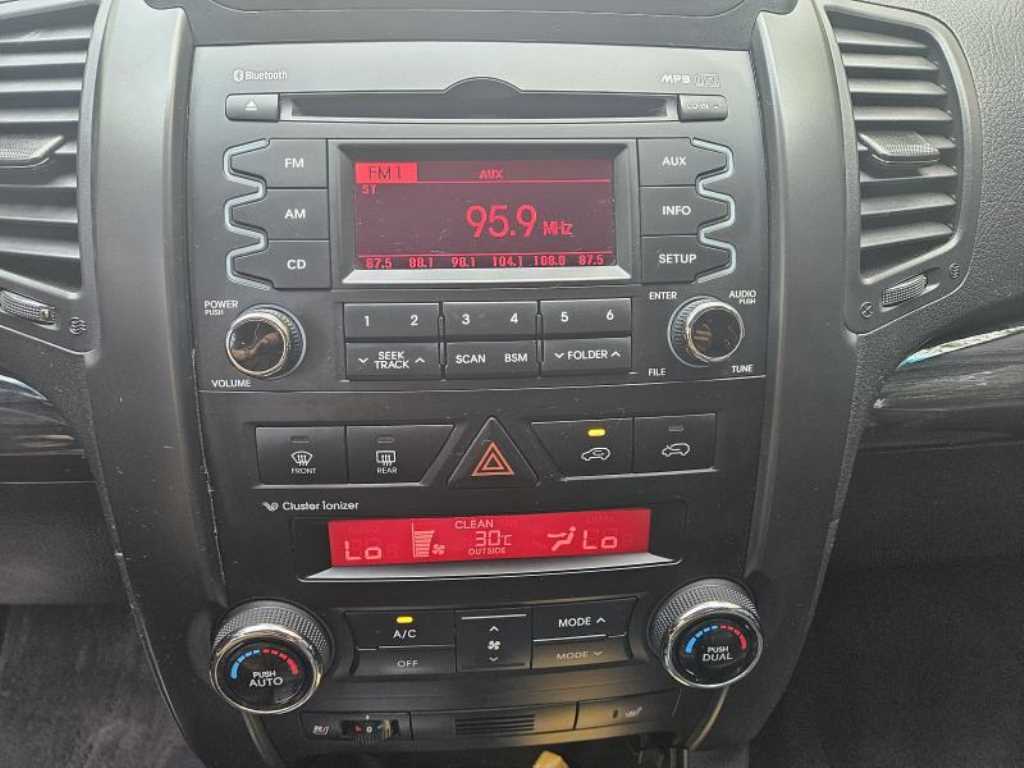 KIA Sorento 2011 Plateado - Importación desde Corea - HF Imports Iquique - Foto 16