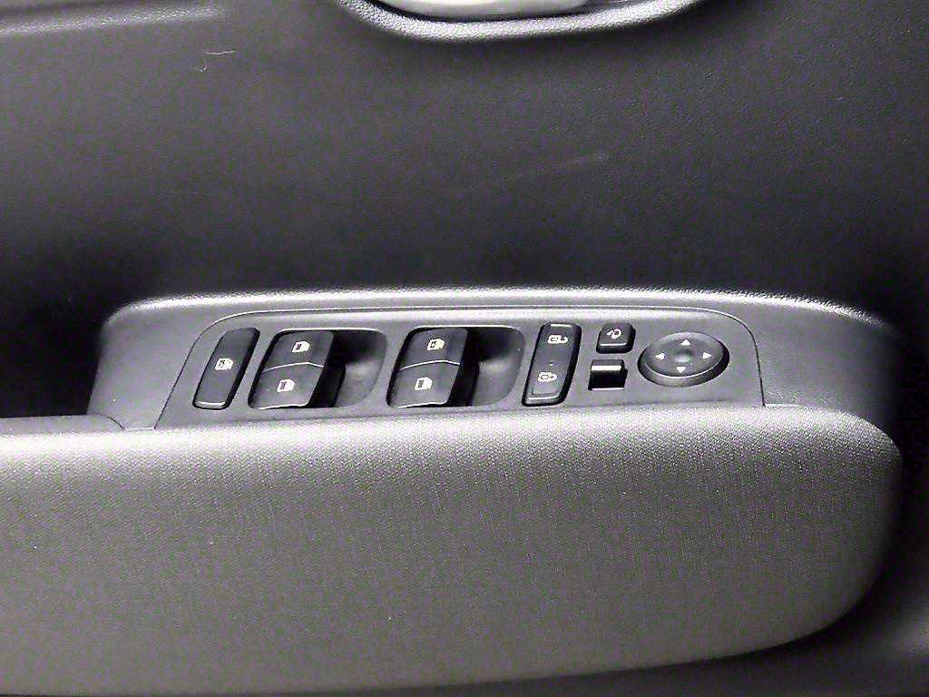 HYUNDAI Casper - Vista 11