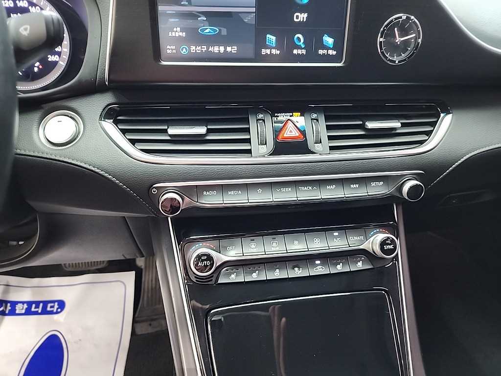 HYUNDAI Grandeur - Vista 10