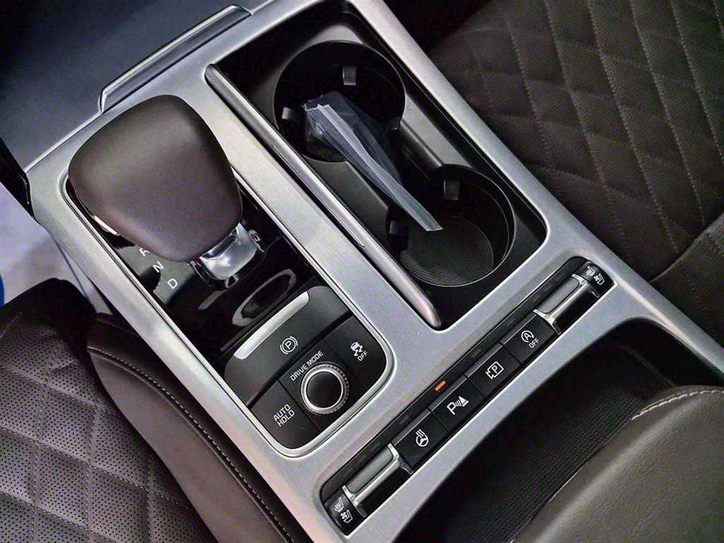 KIA Stinger - Vista 10