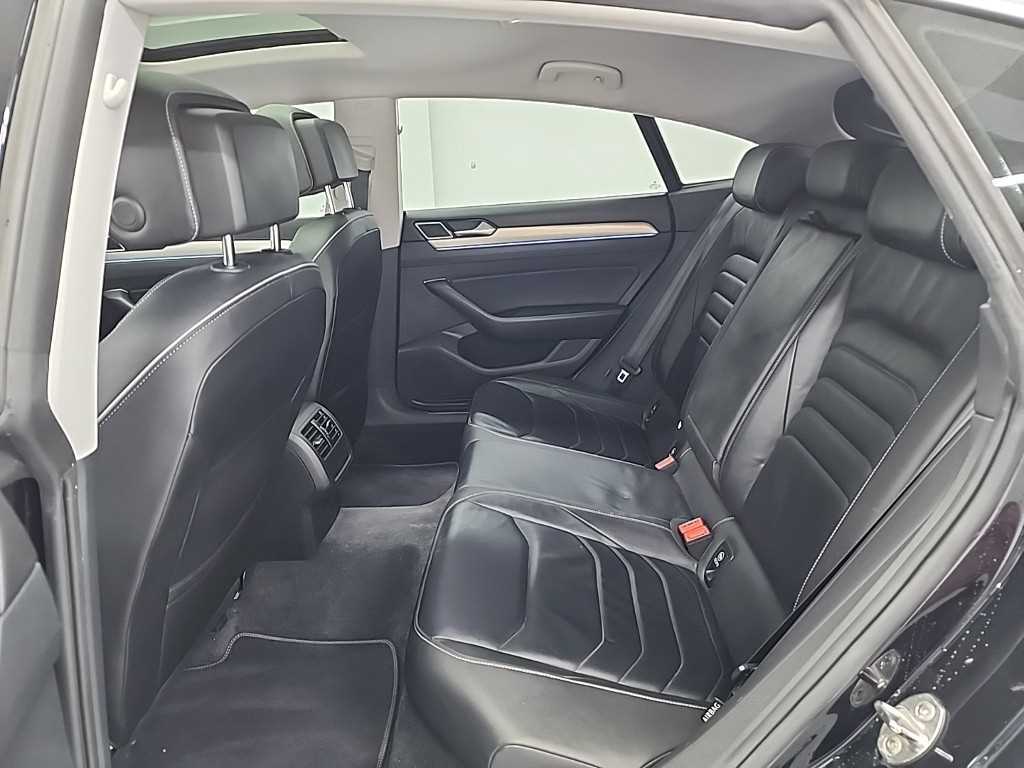 Volkswagen Arteon - Vista 12