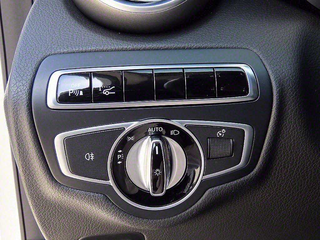 Mercedes Benz C Class 2016 Plateado - Importación desde Corea - HF Imports Iquique - Foto 13