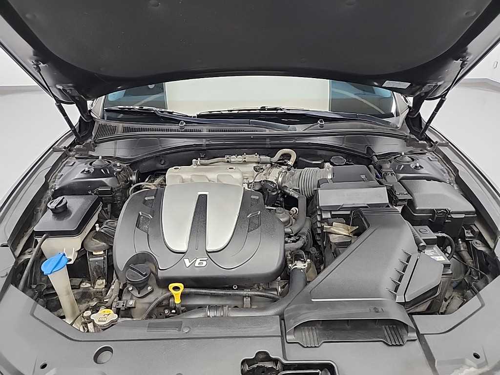 HYUNDAI Grandeur - Vista 5