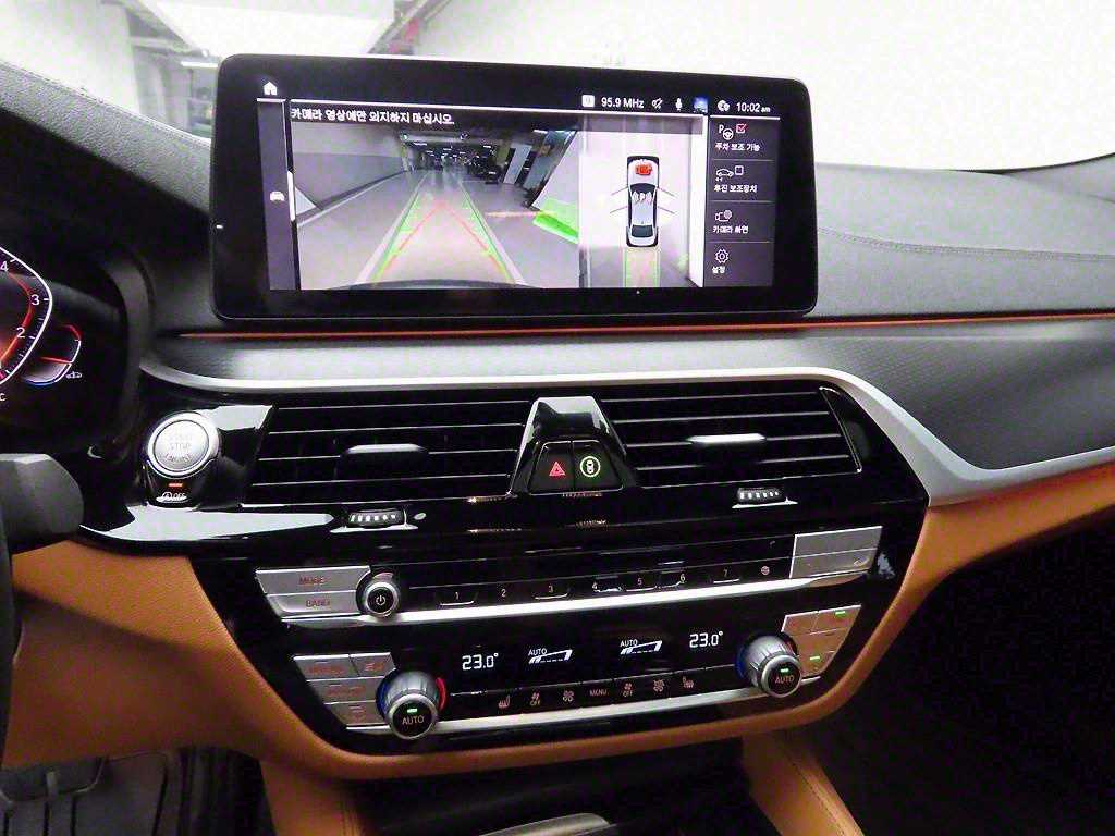 BMW 5 Series - Vista 9