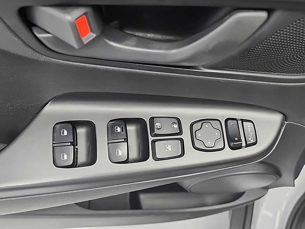 HYUNDAI Kona 2019 Blanco - Importación desde Corea - HF Imports Iquique - Foto 16